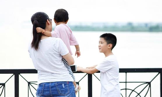 想要二胎女性最迟多晚生娃 这几种运动适合备孕的女性