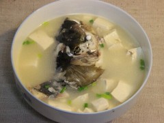 鱼头豆腐汤的做法-鱼头豆腐汤怎么做？