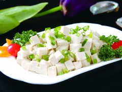 小葱拌豆腐怎么做好吃？小葱拌豆腐的做法