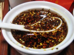 陕西凉皮辣椒油的做法-辣椒油的功效与禁忌