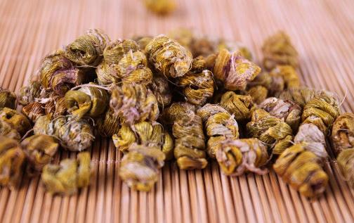 老中医的最爱：石斛，石斛的功效有哪些？吃石斛的禁忌