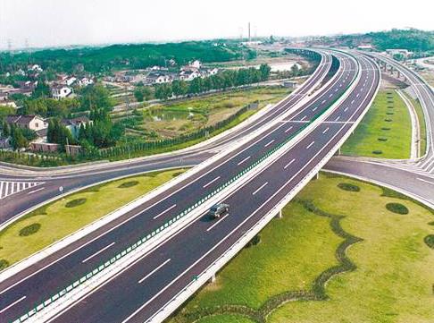 2021过年回家什么时候不要过路费？2021年元旦高速免费吗？