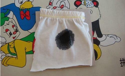 衣服上的墨水怎么洗？手上的墨水怎么清洗