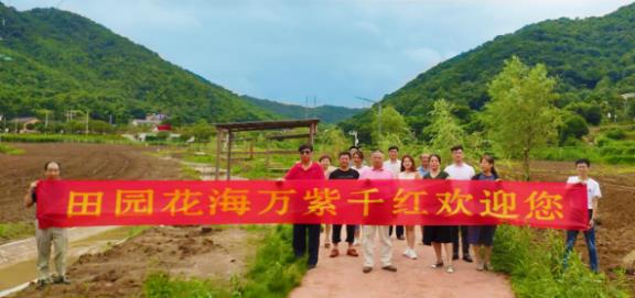 环境与文化深度融合，新三萍石仑关梦想小镇景区