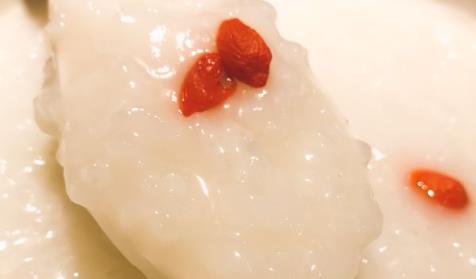男人们失眠是很常见的 有效男人缓解失眠的两种食物要收好