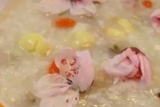 女性内分泌乱了要尽早调 建议食疗调节内分泌