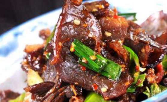 喝酒是很多男人都喜欢的一个事情 这4种食物千万别拿来当下酒菜