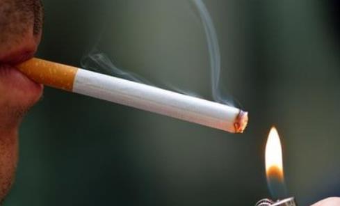 吸烟的危害需要多久才能去除 男性对于戒烟的认识误区