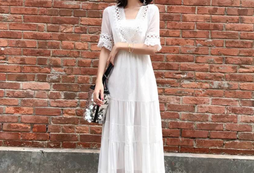 夏日来到来件蕾丝单品吧！夏日炎炎也要美美秀出女人味！