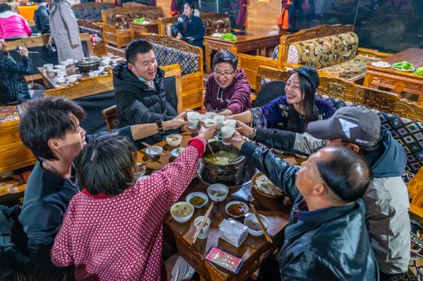 过年啦！林芝工布新年响箭文化旅游活动热闹非凡！