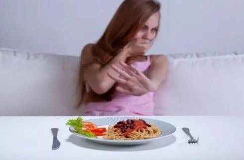 厌食症是心理疾病吗？厌食症的症状有哪些
