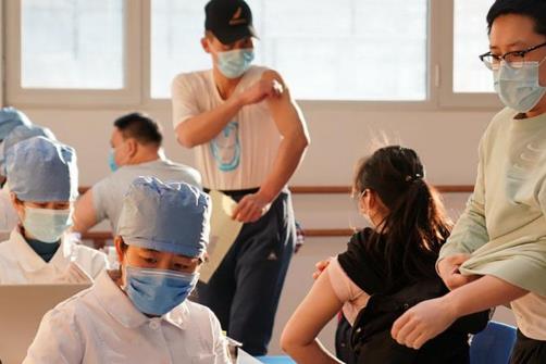 打新冠疫苗喝酒了会怎么样？打了新冠疫苗多久能打宫颈疫苗