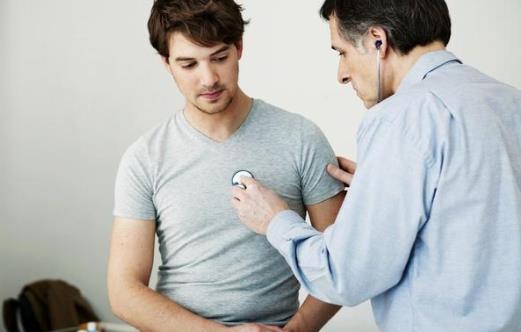 男性腹股沟疝气的症状是什么？腹股沟疝气严重吗
