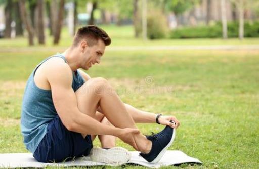 前列腺癌会导致排尿困难吗？男性排尿困难是怎么回事