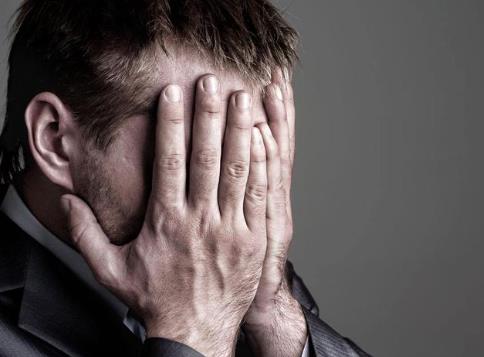 男人尿分叉有什么危害？尿分叉能自愈吗