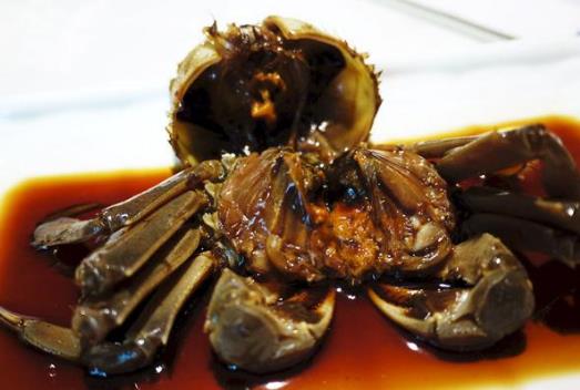吃螃蟹的饮食禁忌：螃蟹不能和什么一起吃