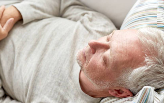 不同年龄段的最佳睡眠时间是多少及睡眠建议