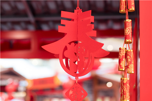 2021年大年三十是哪一天？大年三十(除夕)加班算三倍工资吗？