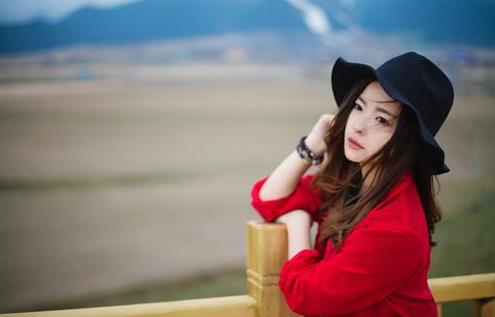 脚扭伤了什么时候冷敷什么时候热敷？脚扭伤热敷可以直接用热水泡吗