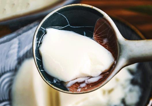 做豆腐脑酸了怎么补救？自己做的豆腐脑太稀是咋回事？
