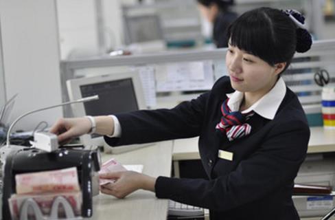 农村信用社怎么才能贷款？在农村信用社个人贷款10万怎么贷？