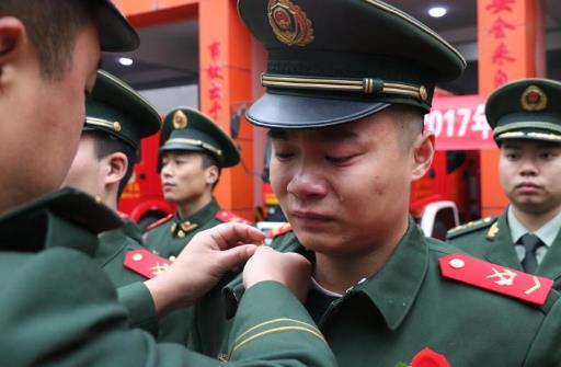 2021年优抚对象抚恤金会上调吗？两年兵退伍能给10万吗？