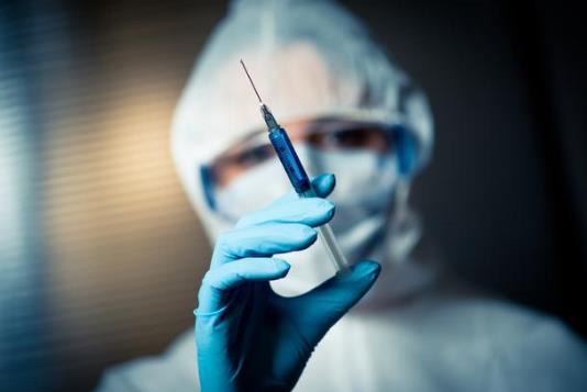 打新冠疫苗有哪些过敏的症状？打了新冠疫苗出现不良反应怎么办
