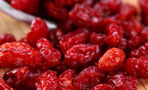 经期可以吃蔓越莓胶囊吗？吃蔓越莓有哪些功效？
