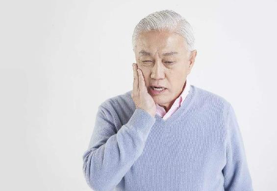 口腔溃疡吃什么好？口腔溃疡不能吃什么