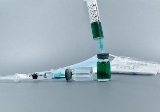 新冠疫苗可以多次接种吗？新冠疫苗可以同时在两个地方预约吗？