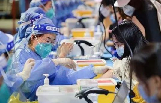 打新冠疫苗请假算病假吗？接种了新冠疫苗后为什么会失眠？