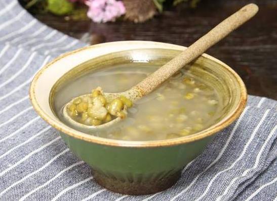 绿豆汤怎么煮才够能烂熟？绿豆汤煮出来为什么是红色的？