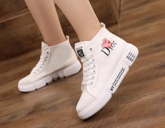 板鞋如何系鞋带又好看又舒服？板鞋能用吹风机吹吗？