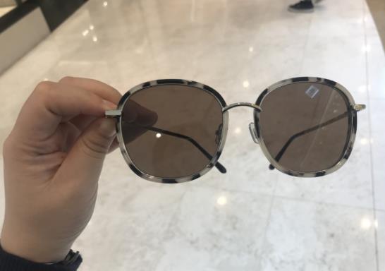 gm墨镜可以配度数吗？gm的眼镜太松怎么调？