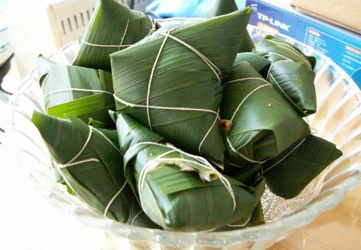冷冻的粽子化冻以后还是一样的味道吗？粽子冷冻拿出来化了可以再冻吗？