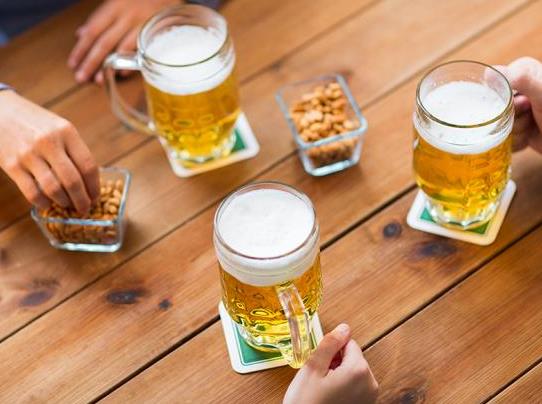 浓茶和咖啡可以解酒吗？哪些药不能和酒一起吃？