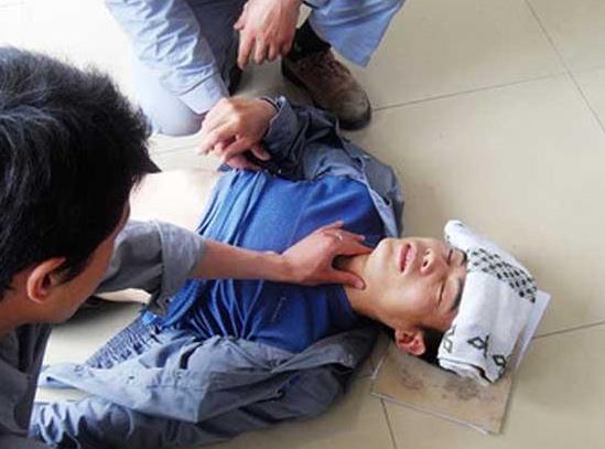 容易中暑的人是什么体质？中暑会有哪些症状？