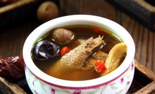 吃鸽子肉会上火吗？哪些人不宜吃鸽子肉？
