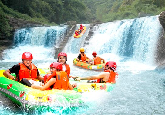 漂流坐前面安全还是后面安全？漂流最晚几月份结束？