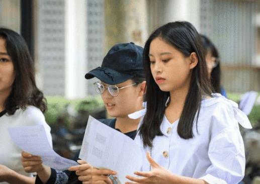 大学未婚先孕可以休学吗？大学走读可以保留宿舍吗？