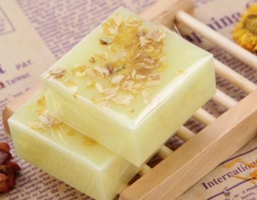 手工皂长油斑还能用吗？手工皂酸败是什么味道？