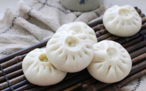 做好的生包子可以直接冷冻吗 蒸包子的时间是多久
