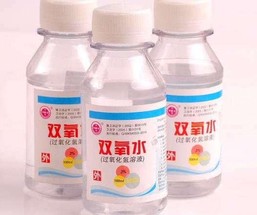 为什么擦了双氧水会有泡泡？30%双氧水哪里可以买到？