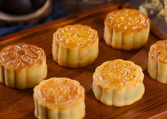 中秋节送月饼有什么讲究吗？中秋节送什么月饼好？