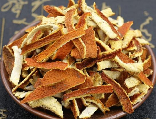泡陈皮多少度的水合适？怎么喝陈皮水不上火？