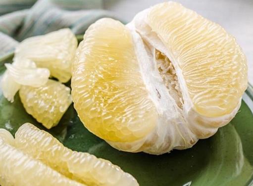 柚子皮去甲醛还是柚子去甲醛？用柚子除甲醛要不要把柚子破开？