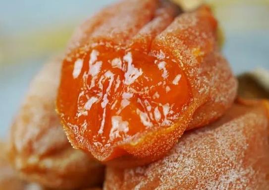 柿饼上的白霜发黄了还能吃吗？柿子饼有什么营养价值？