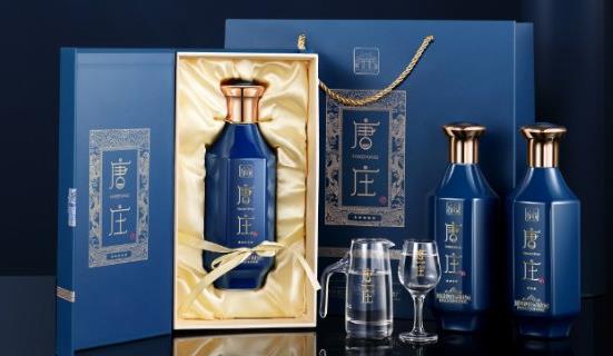 送礼买什么酒好？佳节举杯共鉴唐庄酒