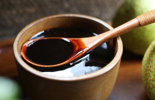 秋梨膏什么季节喝合适？秋梨膏和枇杷膏的区别有哪些？