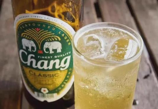 啤酒里的泡沫是什么成分？精酿啤酒的泡沫怎么来的